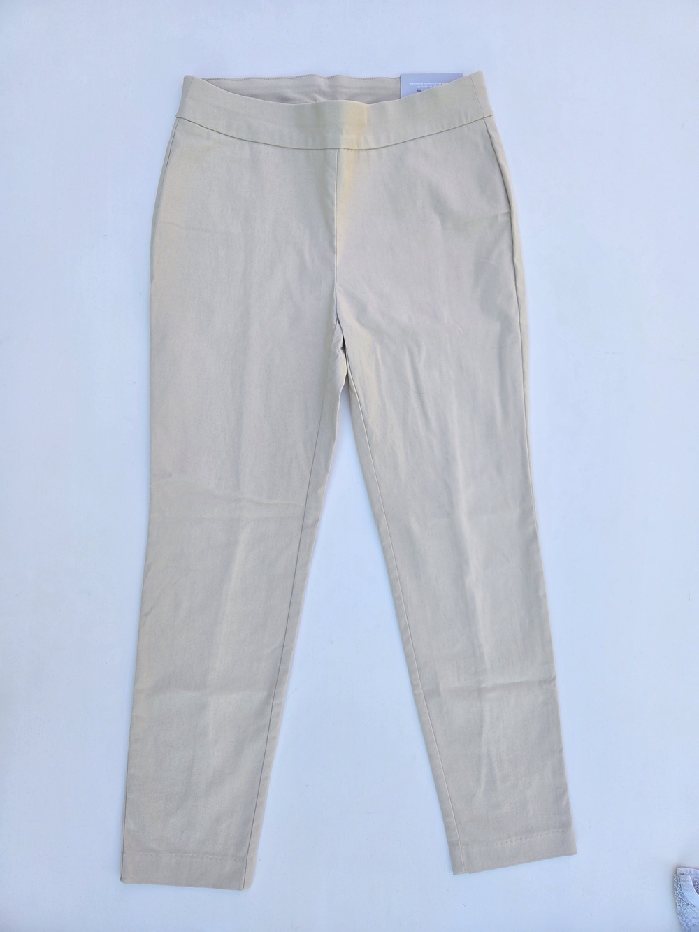 Chico's So Slimming Brigitte Back Slit Slim Ankle Pant Basic Sand Size-0R (US4)